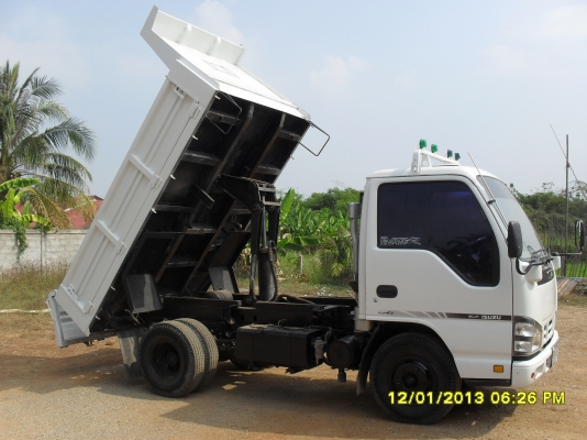 ขาย ISUZU NKR 100 TURBO ดั๊มสามมิตร ปี 50 สวยๆ ไว้ใช้งานสักคันครับ ขาย ISUZU NKR 100 TURBO ดั๊มสามมิตร ปี 50 สวยๆ ไว้ใช้งานสักคันครับ