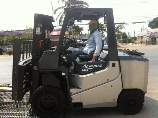 ขายฟอร์คลิฟต์ FORKLIFT TCM AT 3TON SIDE SHIF ระบบล้อเลี้ยว 180 องศา ขอบคุณมากครับพี่ ระพินย์ ขายฟอร์คลิฟต์ FORKLIFT TCM AT 3TON SIDE SHIF ระบบล้อเลี้ยว 180 องศา ขอบคุณมากครับพี่ ระพินย์