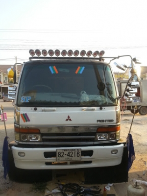 ขายรถ 6 ล้อสภาพสวย แต่งสวย ไฟหน้าโปรเจ็คเตอร์