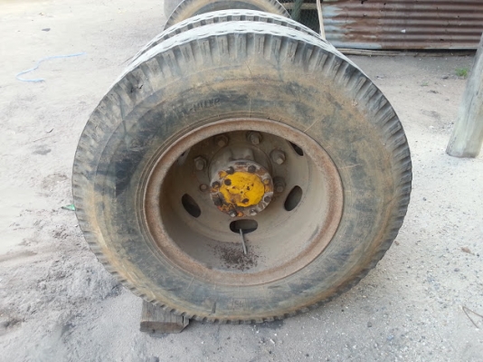 ขาย หัวฮีโน่โปรเฟียและเฟืองท้าย ฟูโซ่ 8 ตัน ขาย หัวฮีโน่โปรเฟียและเฟืองท้าย ฟูโซ่ 8 ตัน