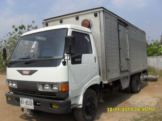 ขาย HINO FC120 ตู้แห้ง 3 บาน ยาว 5.5 เมตร ปี37