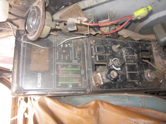 ขายด่วนแบคโฮ KOBELCO SK200 MARK /// รถพร้อมใช้งาน ราคาคุยกัน 081-0621937 เจ้าของขายเอง