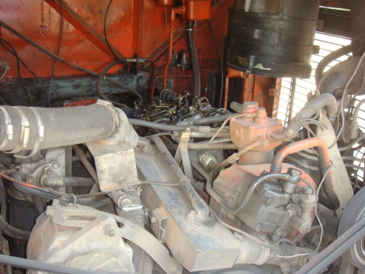 ด่วน.....ลดราคาพิเศษกระหนำ ขายด่วน--รถบัส6ล้อ