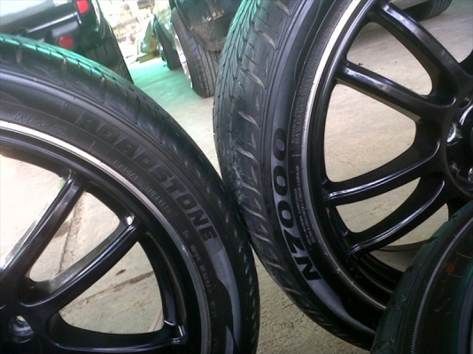 ขายแม็ก LG ขอบ 17 4H100/114 พร้อมยางครับ ขายแม็ก LG ขอบ 17 4H100/114 พร้อมยางครับ