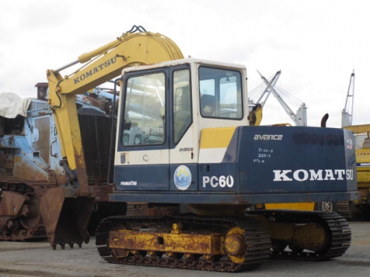 รถขุดดิน PC60-6 สภาพสวย รถเก่านอก ไม่เคยใช้งานในไทย โทร.081-373-0559 รถขุดดิน PC60-6 สภาพสวย รถเก่านอก ไม่เคยใช้งานในไทย โทร.081-373-0559