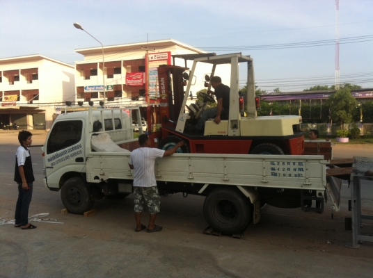 ขายฟอร์คลิฟต์ NISSAN RGH02   3 TON  เกียร์ AT  ขอบคุณมากครับ พี่วีรยุทธ