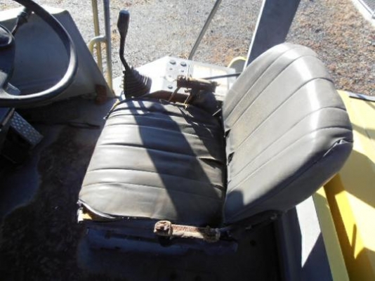 รถตักล้อยาง  WA100-3  สภาพสวย  รถเก่านอก ยังไม่เคยใช้งานในไทย  โทร.081-373-0559