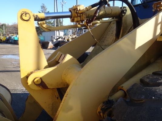 รถตักล้อยาง  WA200-1 สภาพสวย  รถเก่านอก  ไม่เคยใช้งานในไทย  โทร.081-373-0559