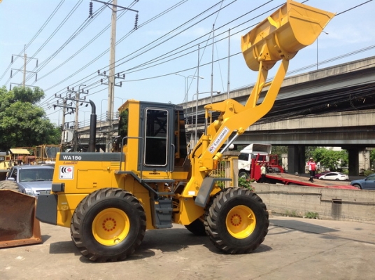 รถตักล้อยาง  WA150-1 สภาพสวย  รถเก่านอก  ไม่เคยใช้งานในไทย  โทร.081-373-0559