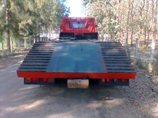 ขายด่วน!..รถสิบล้อ สองเพลา ท้ายลาด NISSAN UD ใส่รถแบคโฮ CAT 320 ได้ รถสวย ทรงดี พร้อมใช้งาน สุดขีด.