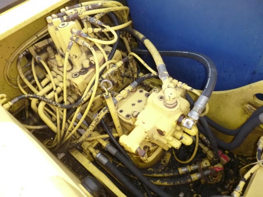 รถขุดดิน  SK100-1-YW  มาร์คทรี  สภาพสวย  รถเก่าจากนอก  ไม่เคยใช้งานในไทย  โทร.081-373-0559