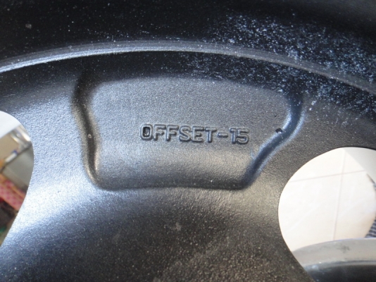 ขายล้อแม็กออฟลึก ยี่ห้อ ENKEI ขนาด 15 นิ้ว 6 รู 139.7 et-15 กว้าง 7.5 นิ้ว ขายล้อแม็กออฟลึก ยี่ห้อ ENKEI ขนาด 15 นิ้ว 6 รู 139.7 et-15 กว้าง 7.5 นิ้ว