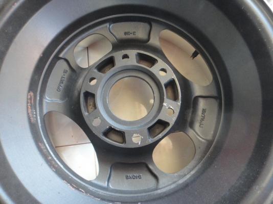 ขายล้อแม็กออฟลึก ยี่ห้อ ENKEI ขนาด 15 นิ้ว 6 รู 139.7 et-15 กว้าง 7.5 นิ้ว ขายล้อแม็กออฟลึก ยี่ห้อ ENKEI ขนาด 15 นิ้ว 6 รู 139.7 et-15 กว้าง 7.5 นิ้ว