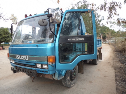 ขายรถอีซูซุร็อก175 แรงดั้ม สภาพสวยๆ พร้อมใช้งานคับ ขายรถอีซูซุร็อก175 แรงดั้ม สภาพสวยๆ พร้อมใช้งานคับ