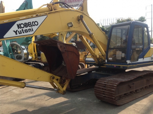 รถขุดดิน  SK200-1 มาร์คทรี  แผ่นใบแทรคใหญ่ รถเก่านอก  ไม่เคยใช้งานในไทย โทร.081-373-0559