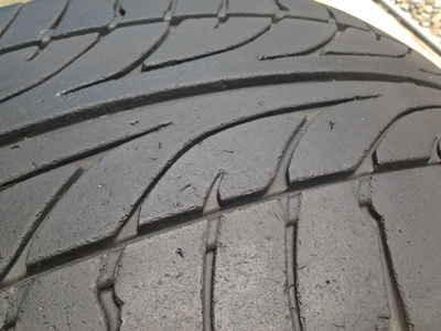 ขายยาง205/50/16 ปี 2910 DUNLOP SP LM703 1 ชุด ราคา : 2,000.00 บาท ขายยาง205/50/16 ปี 2910 DUNLOP SP LM703 1 ชุด ราคา : 2,000.00 บาท