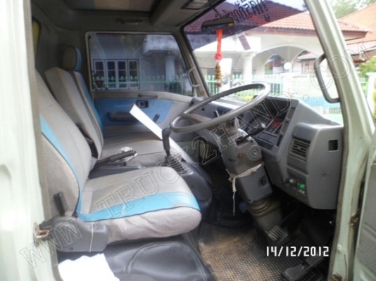 รถบรรทุก 6 ล้อ ยี่ห้อ HINO รุ่น FB 120 แรงม้า