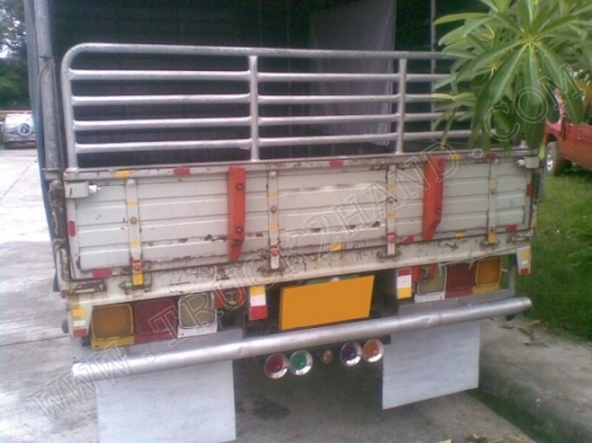 รถบรรทุก 6 ล้อ ยี่ห้อ HINO รุ่น FB 120 แรงม้า