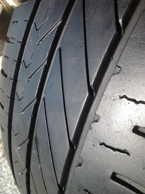 ขายยาง215/60/16 ปี 5009 GOODYEAR DURAPLUS 1 ชุด ราคา : ขายยาง215/60/16 ปี 5009 GOODYEAR DURAPLUS 1 ชุด ราคา :