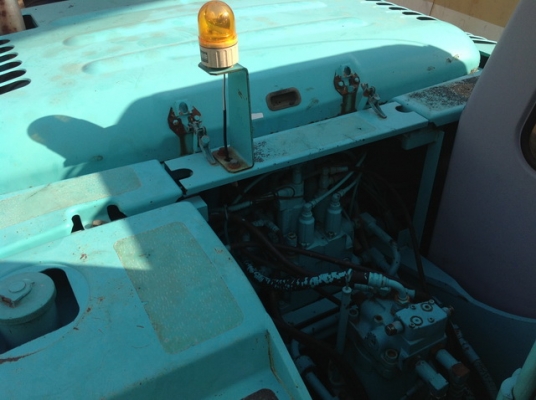 รถขุดดิน  SK200-3 มาร์คไฟว์ซุปเปอร์  แผ่นใหญ่  ใบแทรคใหญ่ 80 ซ.ม.  โทร.081-373-0559