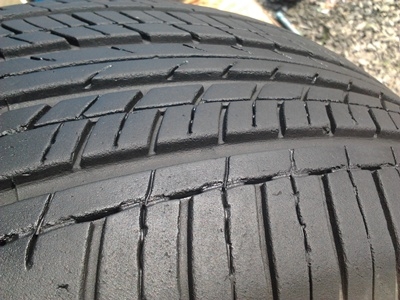 ขายยาง215/60/16 ปี 09 HANKOOK 1 ชุด  ราคา :  2,200.00  บาท