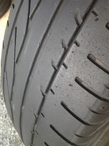 ขายยาง195/65/15 ปี 09 BRIDERTONE TURANZA AR300 1 ชุด   ราคา :  1,700.00  บาท