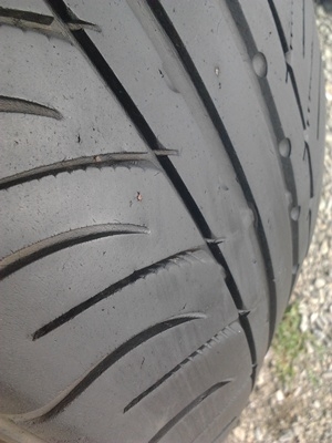 ขายยาง195/55/15 ปี 3609 KUMHO ECSTASPT 1 ชุด  ราคา :  2,200.00  บาท