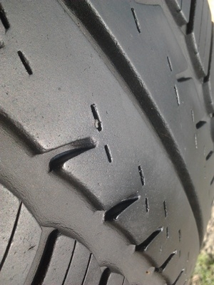 ขายยาง195/55/15 ปี 4310 GOODYEARS 1 ชุด  ราคา :  2,400.00  บาท