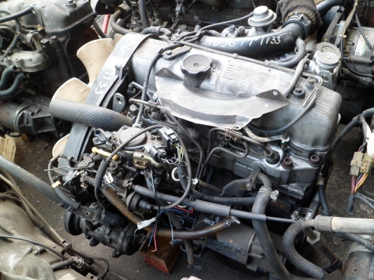 ขายเครื่อง mitsubishi 4d56 - t