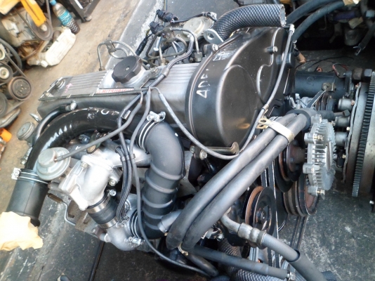 ขายเครื่อง mitsubishi 4d56 - t