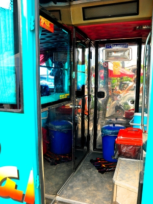 ขายด่วน 8 ล้อ NISSAN ขายด่วน 8 ล้อ NISSAN