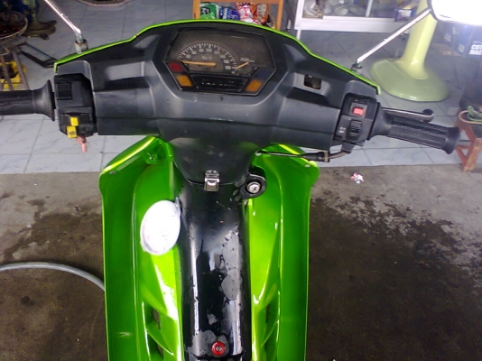 ขายซูซูกิโรเยอร์คริสตรัล110รุ่นสตาร์ทมือสภาพพร้อมใช้ ขายซูซูกิโรเยอร์คริสตรัล110รุ่นสตาร์ทมือสภาพพร้อมใช้