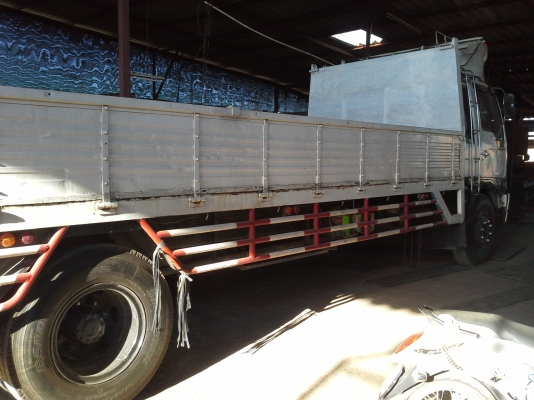 ขายด่วนไม่ค่อยได้ใช้งานประกอบตรงรุ่น  ยาง 900   น็อต8ตัวคัตซีใหญ่ตลอดเส้นเพิ่มรูปใหม่แล้วครับ  ไม่มีที่จอดครับ  สงขลาครับจ