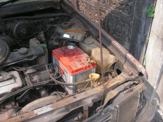 นิสสันซันนีCA18 5ประตู พี่หมูอยู่รัชดารับไปดูเเลต่อแล้วครับ