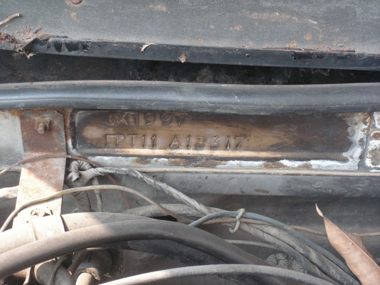 นิสสันซันนีCA18 5ประตู พี่หมูอยู่รัชดารับไปดูเเลต่อแล้วครับ