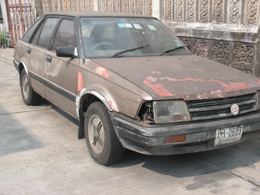 นิสสันซันนีCA18 5ประตู พี่หมูอยู่รัชดารับไปดูเเลต่อแล้วครับ