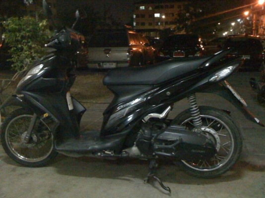 Suzuki Skydrive “มือแรก” 125 หัวฉีด สตาร์ทมือ Suzuki Skydrive “มือแรก” 125 หัวฉีด สตาร์ทมือ