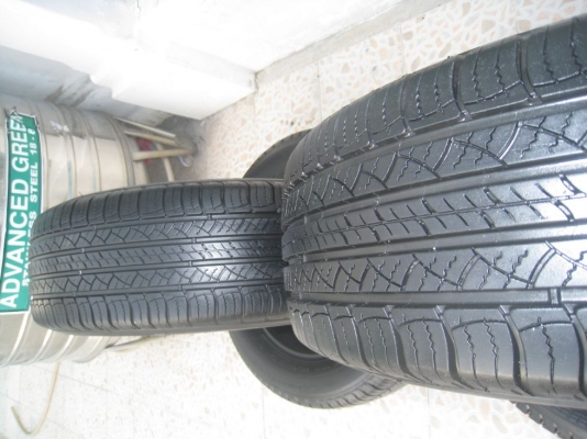 ขายยาง MICHELIN LATITUDE 225/65 R 17 ปี 3010 (1ชุด) ( 081-3747940)