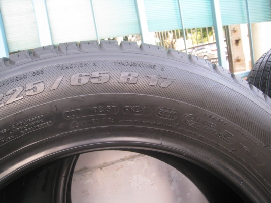 ขายยาง MICHELIN LATITUDE 225/65 R 17 ปี 3010 (1ชุด) ( 081-3747940)