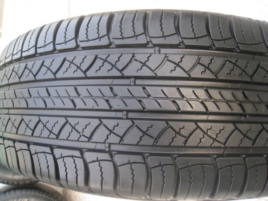 ขายยาง MICHELIN LATITUDE 225/65 R 17 ปี 3010 (1ชุด) ( 081-3747940)