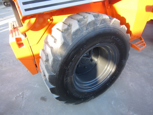 ขายรถตักเล็ก HITACHI รุ่น LX20 มือสองญีปุ่น ขายรถตักเล็ก HITACHI รุ่น LX20 มือสองญีปุ่น