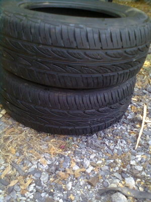 ปรับราคาใหม่ขายยาง goodyear 185/65R14 ปี09 จำนวน2เส้น