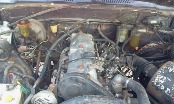 ขายln40 วางคาน 4&times;4 ดีเซล  ล้อ15 ยาง 35