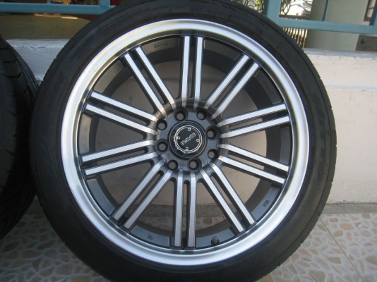 ขายล้อแม็ก 17"x7" et42 4/100,114 + ยางปี 10 ( 081-3747940)