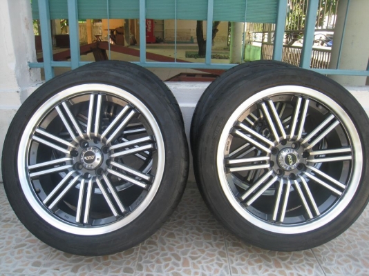 ขายล้อแม็ก 17"x7" et42 4/100,114 + ยางปี 10 ( 081-3747940)