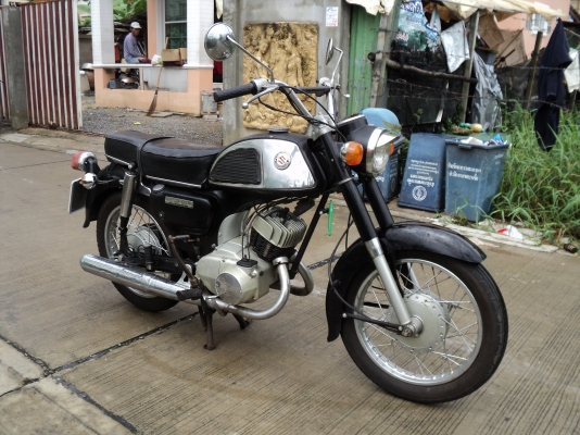 วุฒินนบุรี// บริการรับซื้อ-ขายมอไซค์ทุกรุ่นทั้งรถบิ๊กไบค์-โบราณมีรถบริการถึงที่คับ