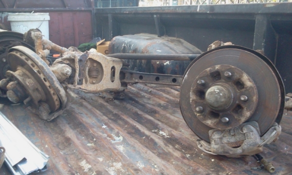 ขายคานหลัง toyota 839 กับชุดดิสหน้า