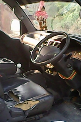 ขายรถบรรทุก4ล้อกลาง เกียจัมโบ้2700 ปี05 ขายถูกๆ110000เอกสารพร้อมโอน