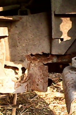 ขายรถบรรทุก4ล้อกลาง เกียจัมโบ้2700 ปี05 ขายถูกๆ110000เอกสารพร้อมโอน