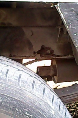 ขายรถบรรทุก4ล้อกลาง เกียจัมโบ้2700 ปี05 ขายถูกๆ110000เอกสารพร้อมโอน